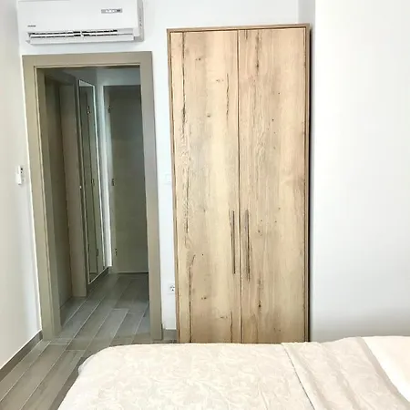 Cocoville Beach House- * Makarska