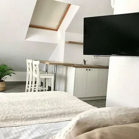Cocoville Beach House- *